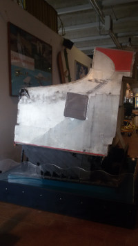 Unico pezzo di carlinga conservato al museo storico dell'Aeronautica di Vigna di Valle